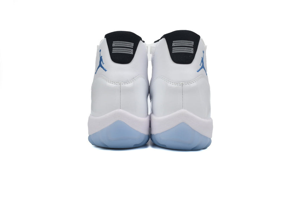 Air Jordan 11 CT8012-104