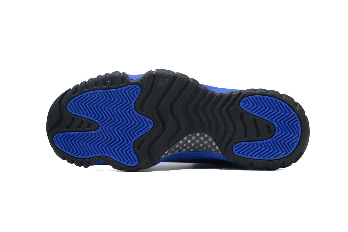 Air Jordan 11 CT8012-400