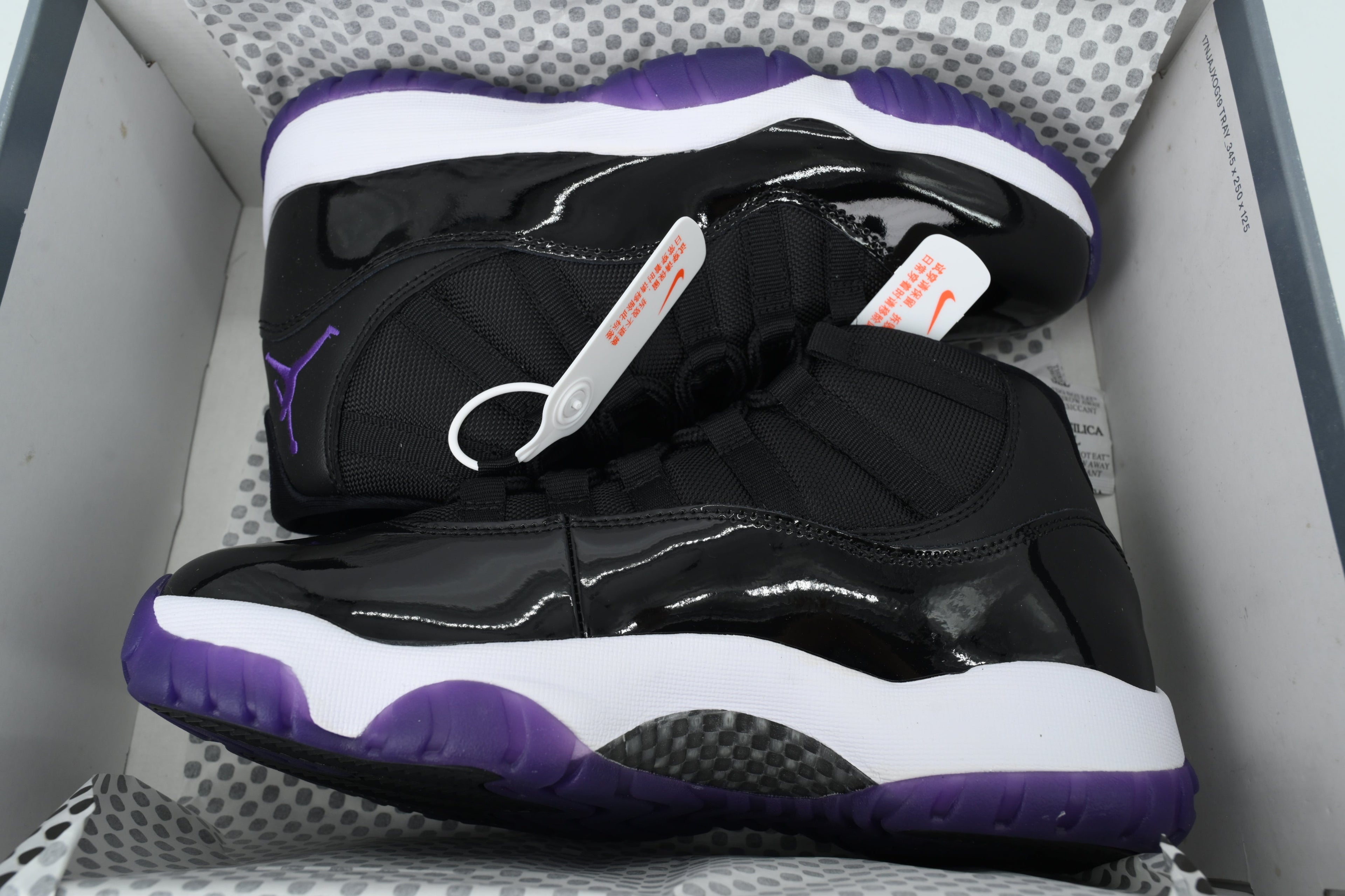 Air Jordan 11 CT8812-999