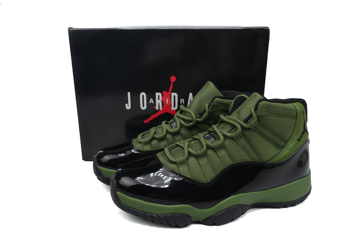 Air Jordan 11 CT8012-300