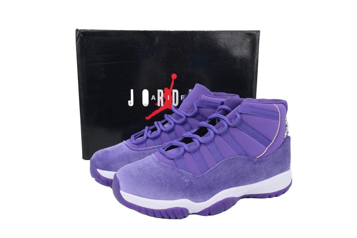 Air Jordan 11 CT8012-555