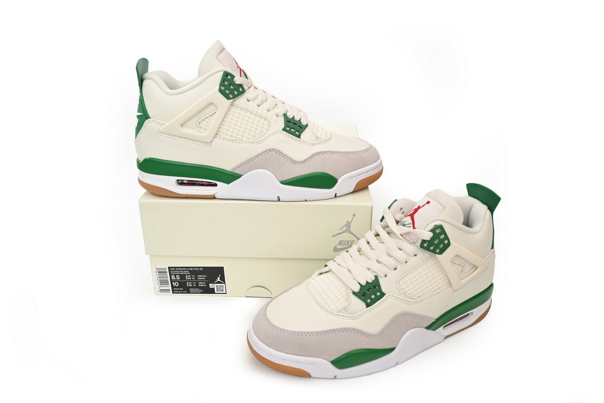 Air Jordan 4 DR5415-103