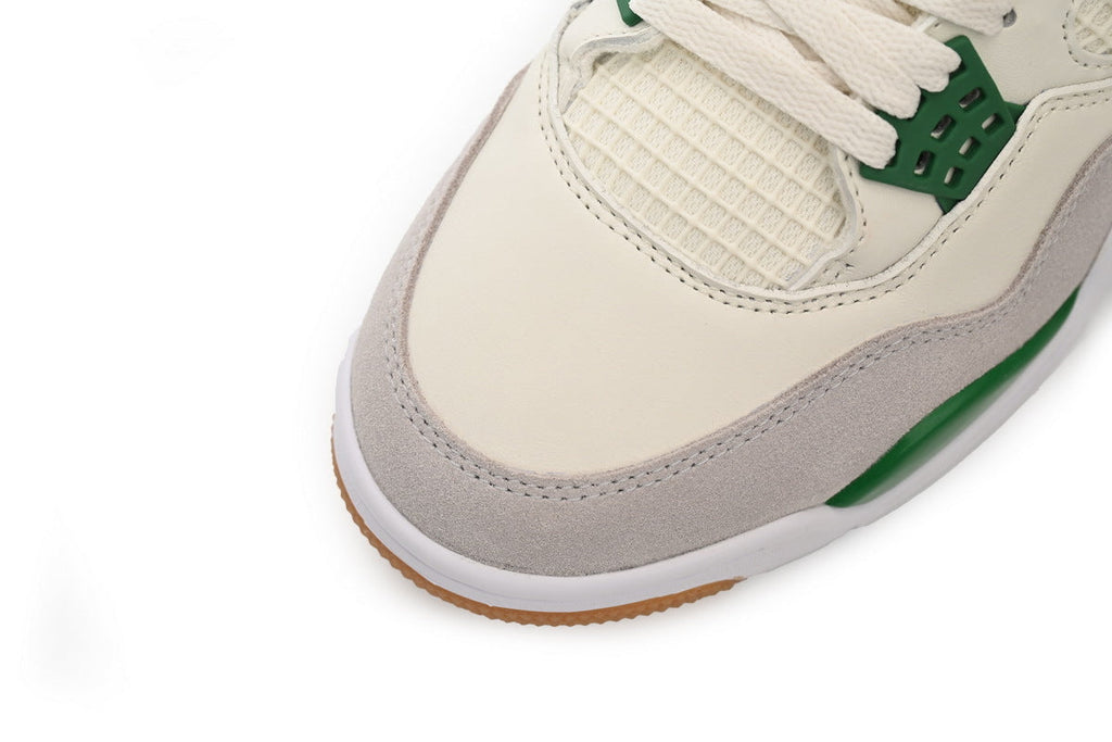 Air Jordan 4 DR5415-103