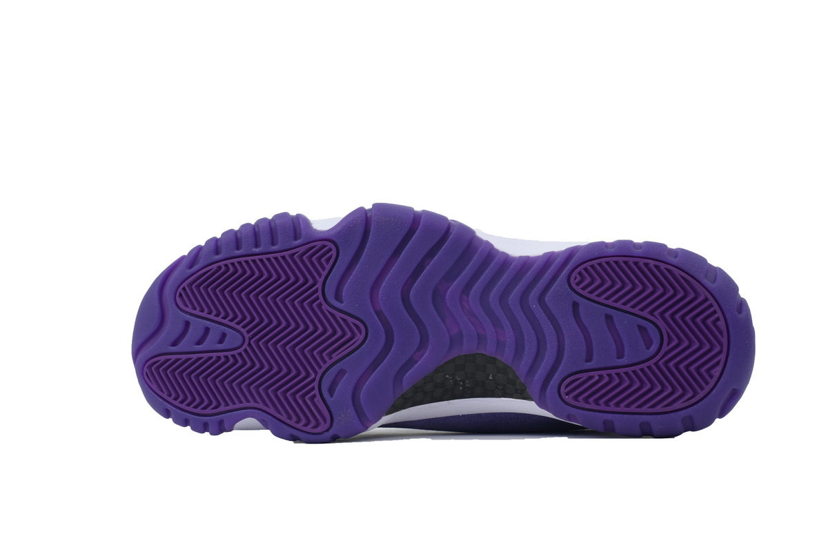 Air Jordan 11 CT8012-555