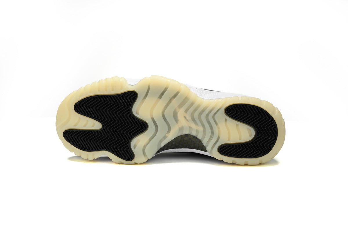 Air Jordan 11 CT8012-170